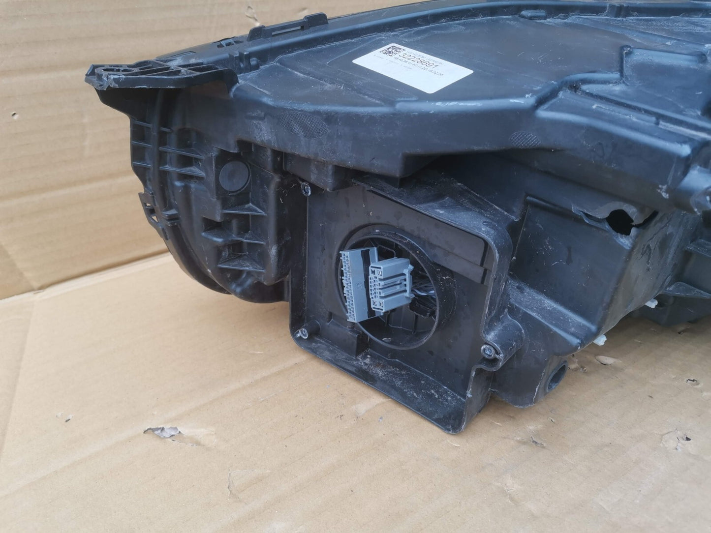 VOLVO XC90 FULL LED ACTIVE HIGH BEAM HEADLIGHT LAMP RIGHT SIDE 32228691 vo9030