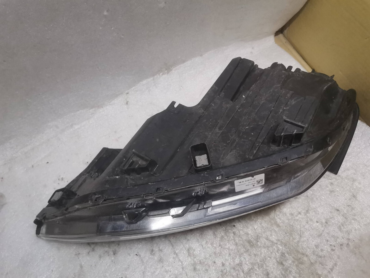Hyundai TUCSON 2019 Right Driver Side Headlight Full LED. D792111A20 hytu2