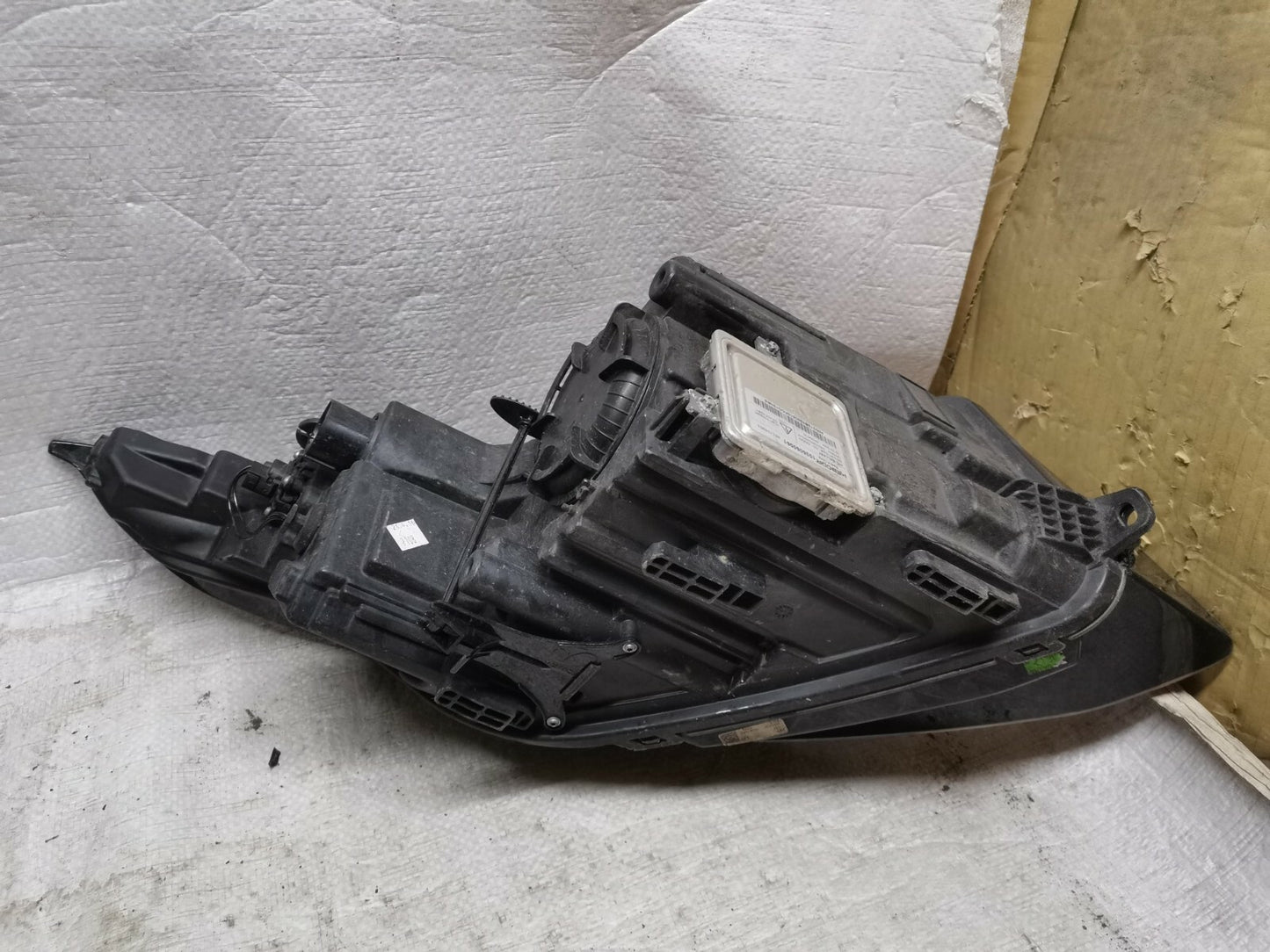 RANGE ROVER EVOQUE L538 PASSENGER SIDE XENON HEADLIGHT GJ32-13W030-DC jlr16