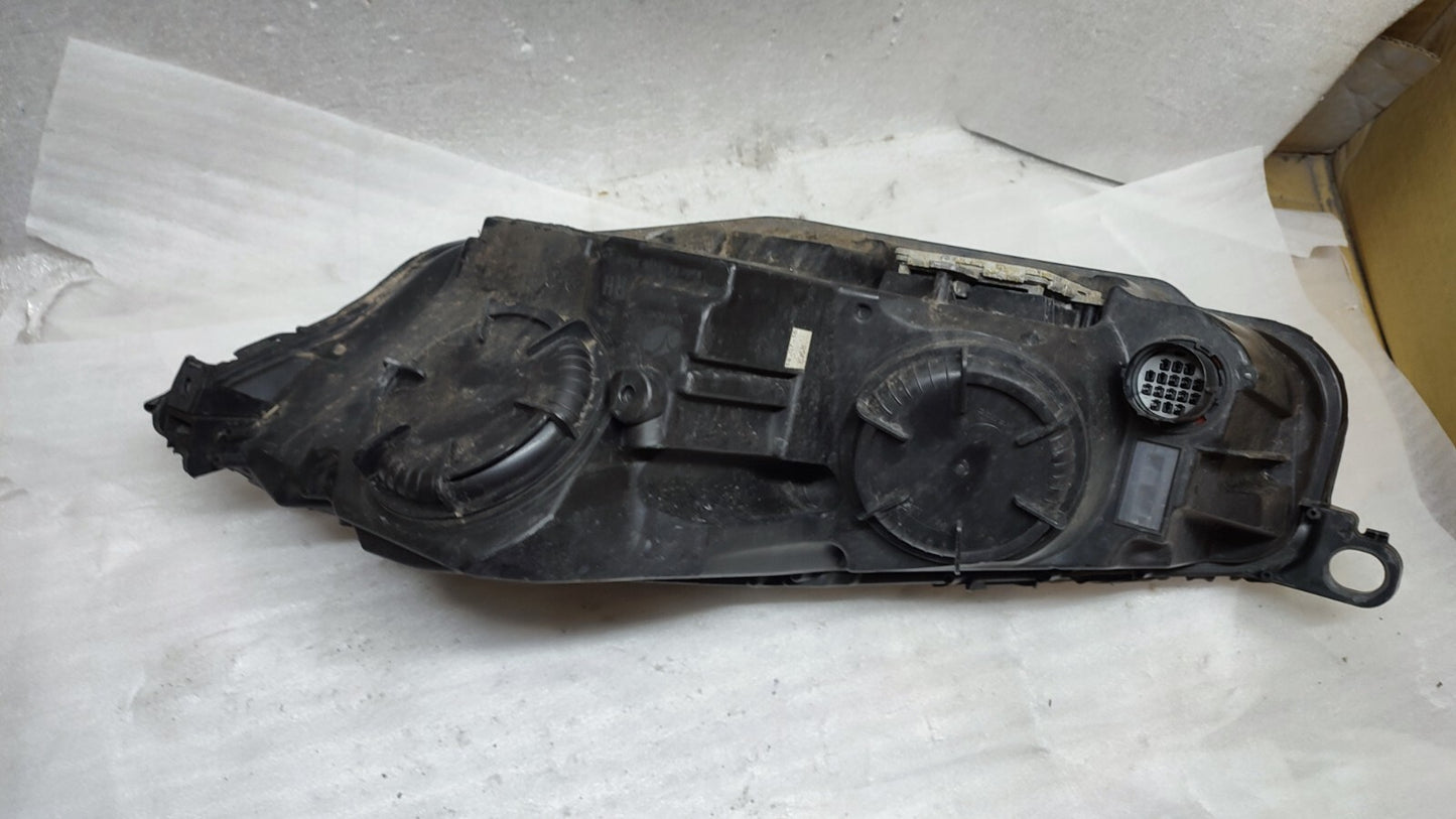 JAGUAR XF X260 F PACE X761 HEADLIGHT DRIVER SIDE RIGHT GX63-13W029-DF jlr46