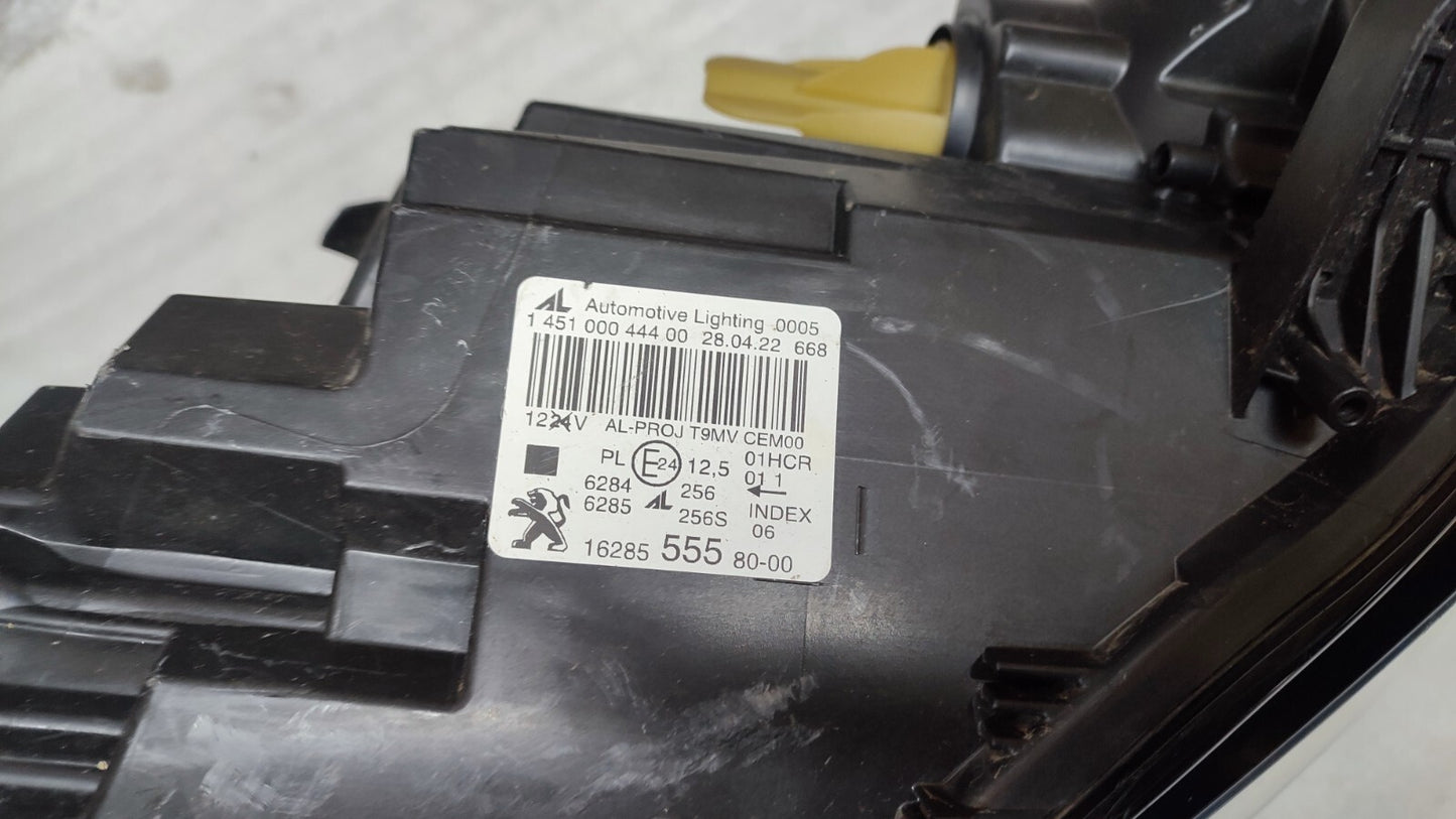 Peugeot 308 Right Side Headlight 2017-2021 1628555580 psa65