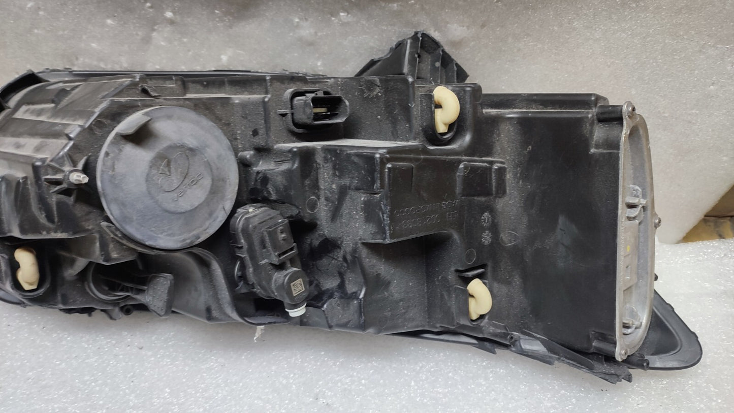 DACIA SANDERO SWAY PRESTIGE HEADLIGHT HEADLAMP LEFT PASSENGER SIDE ren40