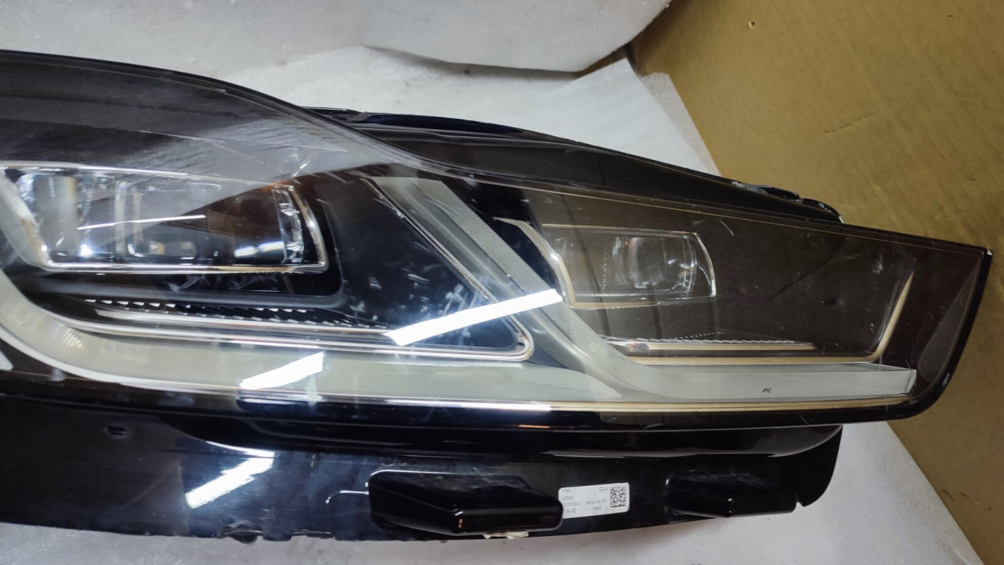 Jaguar I Pace X590 Right Side LED Headlight 2018 on M9D3-13W029-GB Genuine jlr45