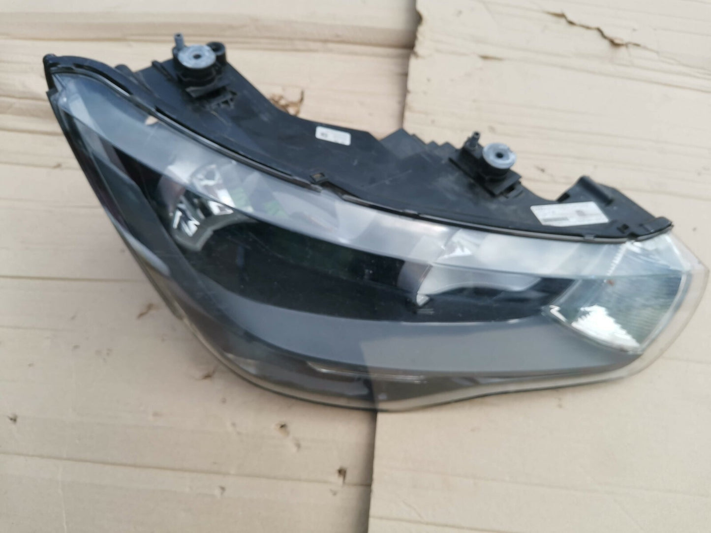 AUDI A1 SPORTBACK 8X OFFSIDE RIGHT FRONT HEADLIGHT LIGHT LAMP 8X0941004A aua169