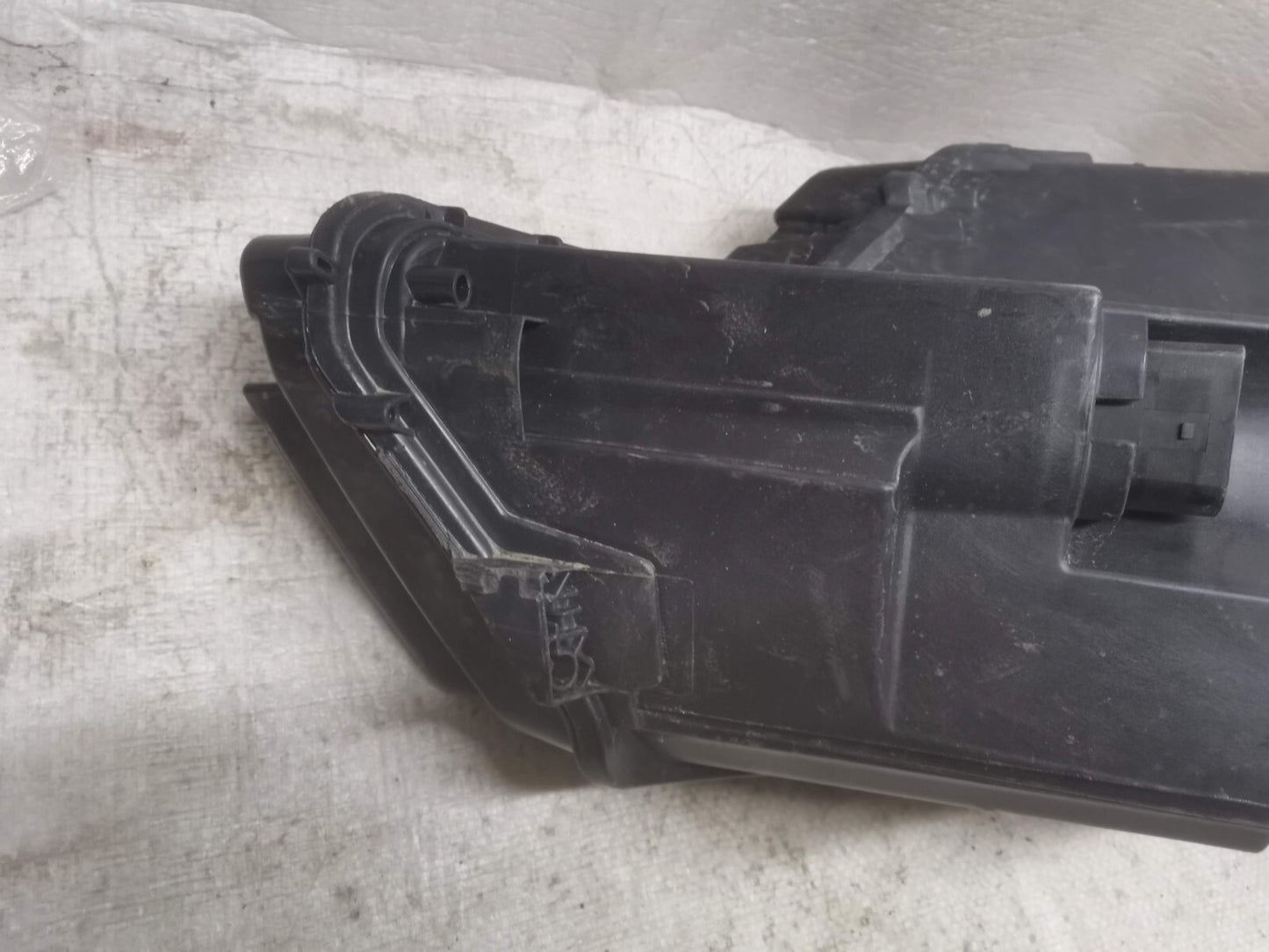 SKODA KAROQ Front Left Headlight 57C941015C skkq37
