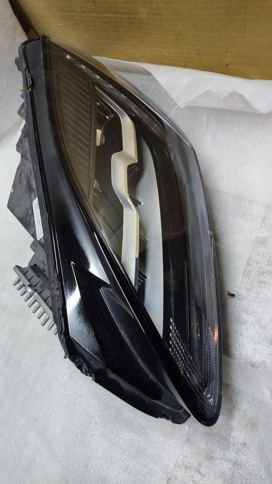 JAGUAR E PACE X540 LEFT HEADLIGHT RHD 2017-2020 M9C313W030AB jlr39