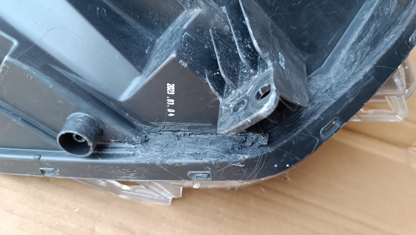 GENUINE KIA NIRO 2022-2023 PASSENGER SIDE LED HEADLIGHT 92101-AT120 ki17