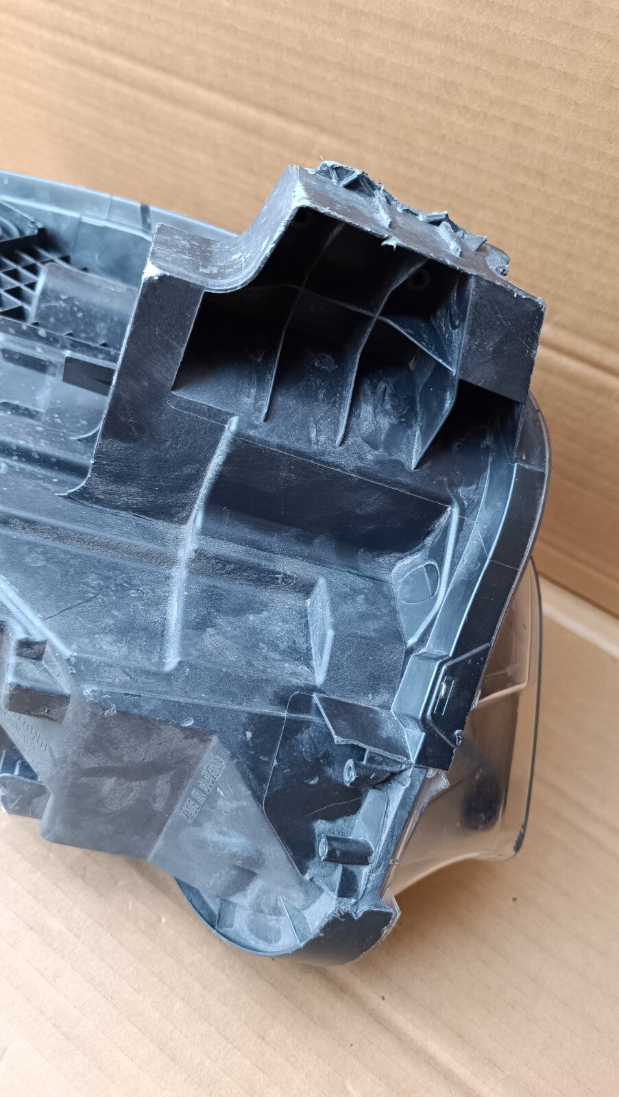 RENAULT KADJAR HEADLIGHT HEADLAMP RIGHT O/S/F 260106036R ren57