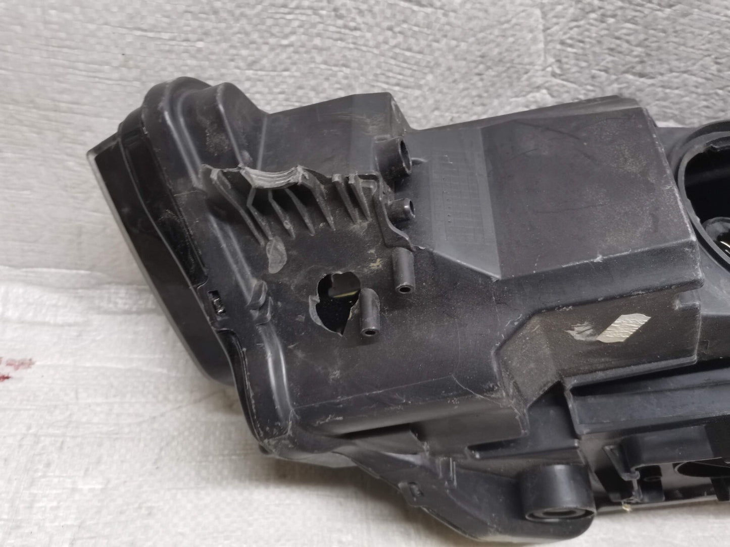 AUDI A3 HEADLIGHT RIGHT DRIVERS GENUINE 2017 ON 8V0941006F au76