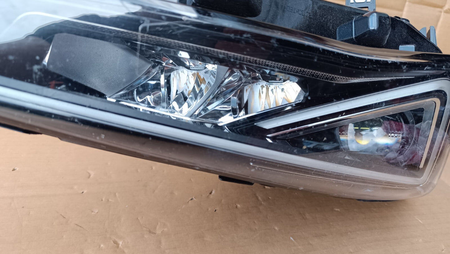 SEAT CUPRA FORMENTOR FR 2021 OFFSIDE DRIVER SIDE FRONT HEADLIGHT 5FH941008F se84