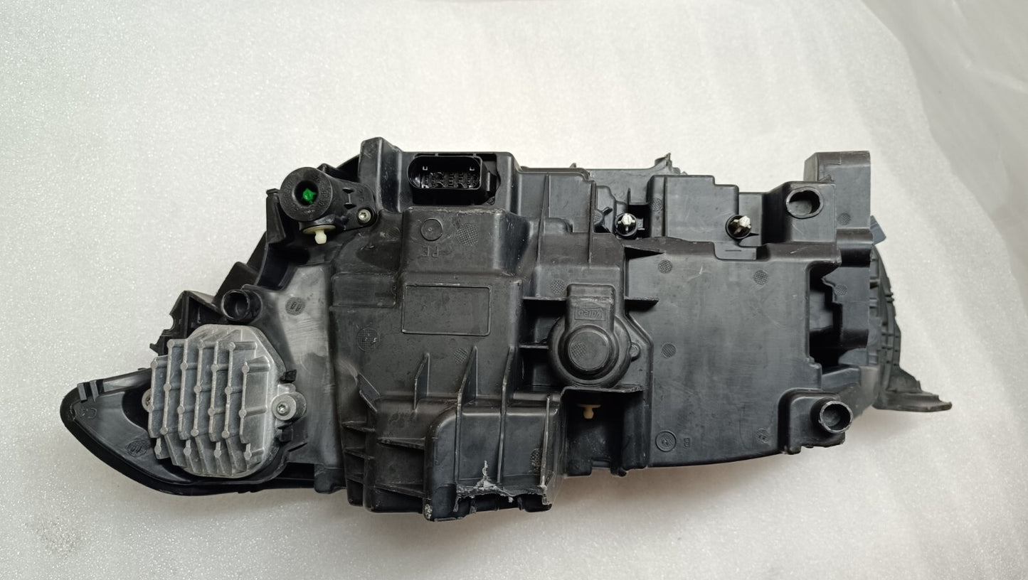 VOLVO XC90 GENUINE 2014-19 DRIVER SIDE HEADLIGHT HEADLAMP 32228305 RHD vo81