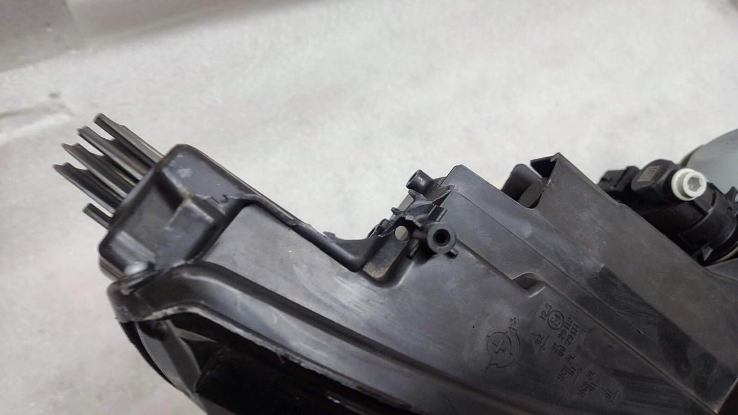 NISSAN NV200 2024 ONWARDS GENUINE HEADLIGHT HEADLAMP RIGHT RH ren41