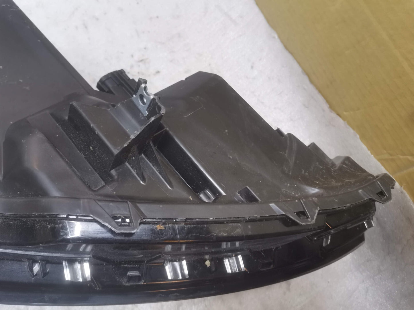 NISSAN QASHQAI J12 2021-2023 PASSENGER SIDE LED HEADLIGHT GENUINE 100-8D02F ni18