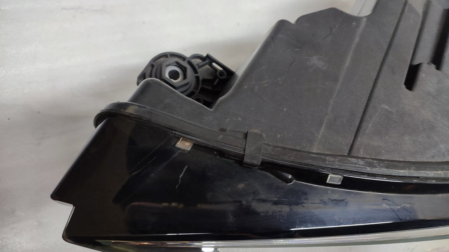 AUDI E-TRON PASSENGER SIDE LEFT LED HEADLIGHT 4KE941039A GENUINE 2018 2022 au157