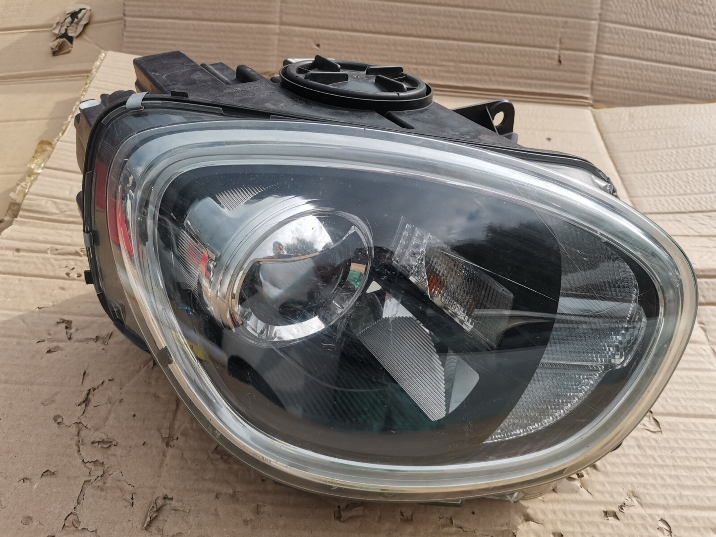 MINI (BMW) COUNTRYMAN O/S Drivers Right Front Headlight Headlamp 7441316 BM6040