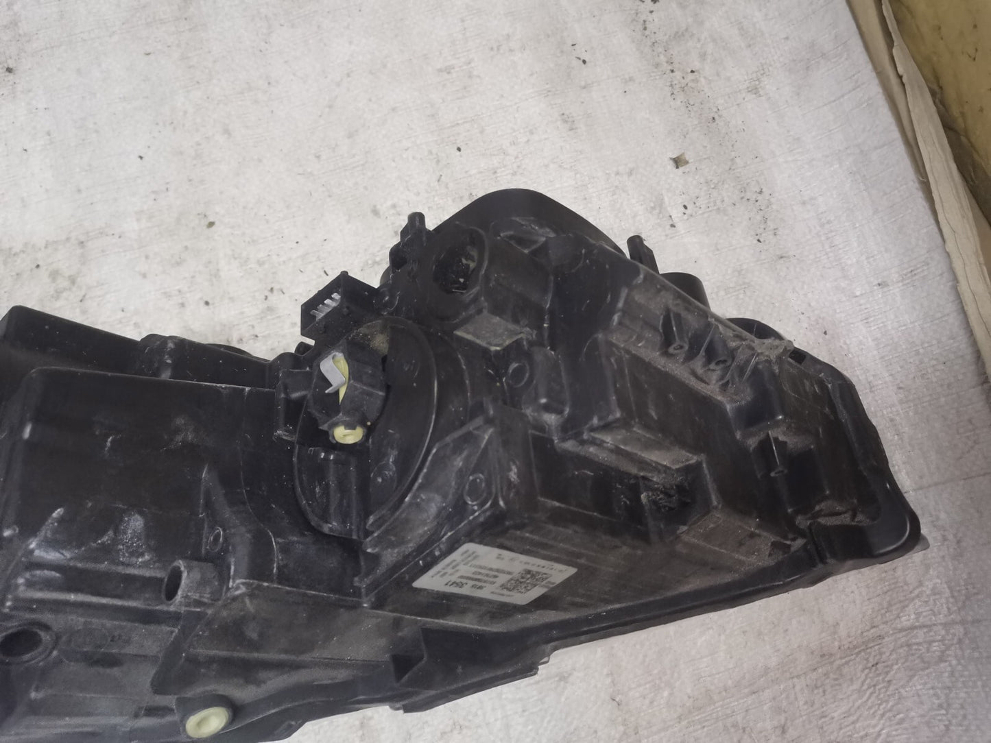 VAUXHALL CROSSLAND 2017-2021 DRIVER SIDE LED HEADLIGHT 39153541 vxcr29r