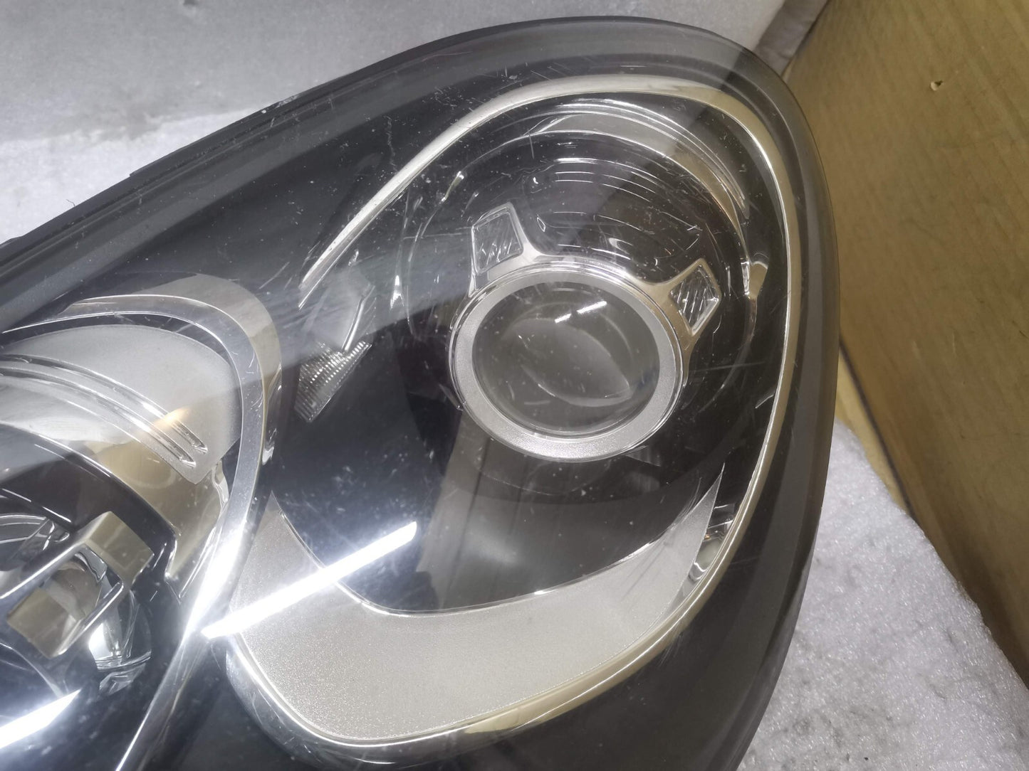 PORSCHE CAYENNE 958 FACELIFT XENON HEADLIGHT 7P5941751F