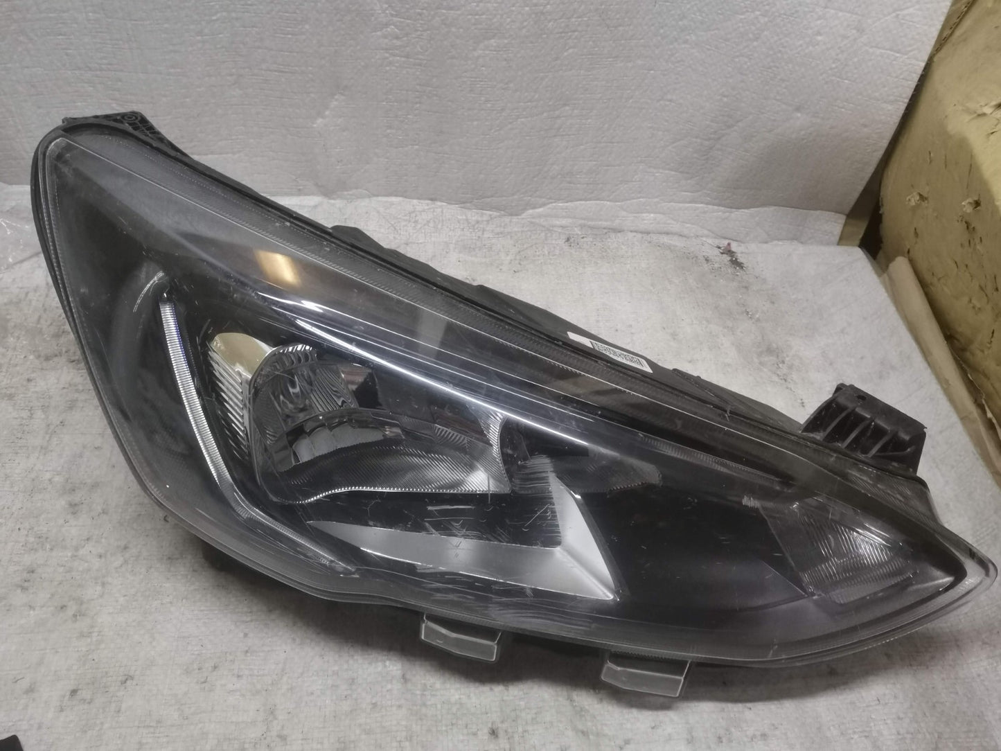 FORD FOCUS MK4 OSF DRIVERS RIGHT HEADLIGHT HEADLAMP LED (2018-2021) fomo14