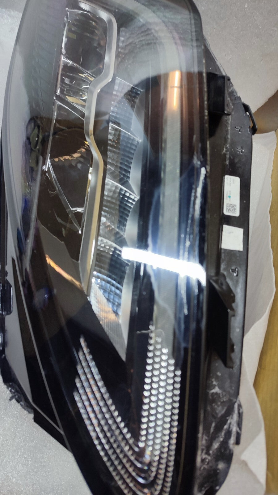 JAGUAR E PACE X540 LEFT HEADLIGHT RHD 2017-2020 M9C313W030AB jlr39