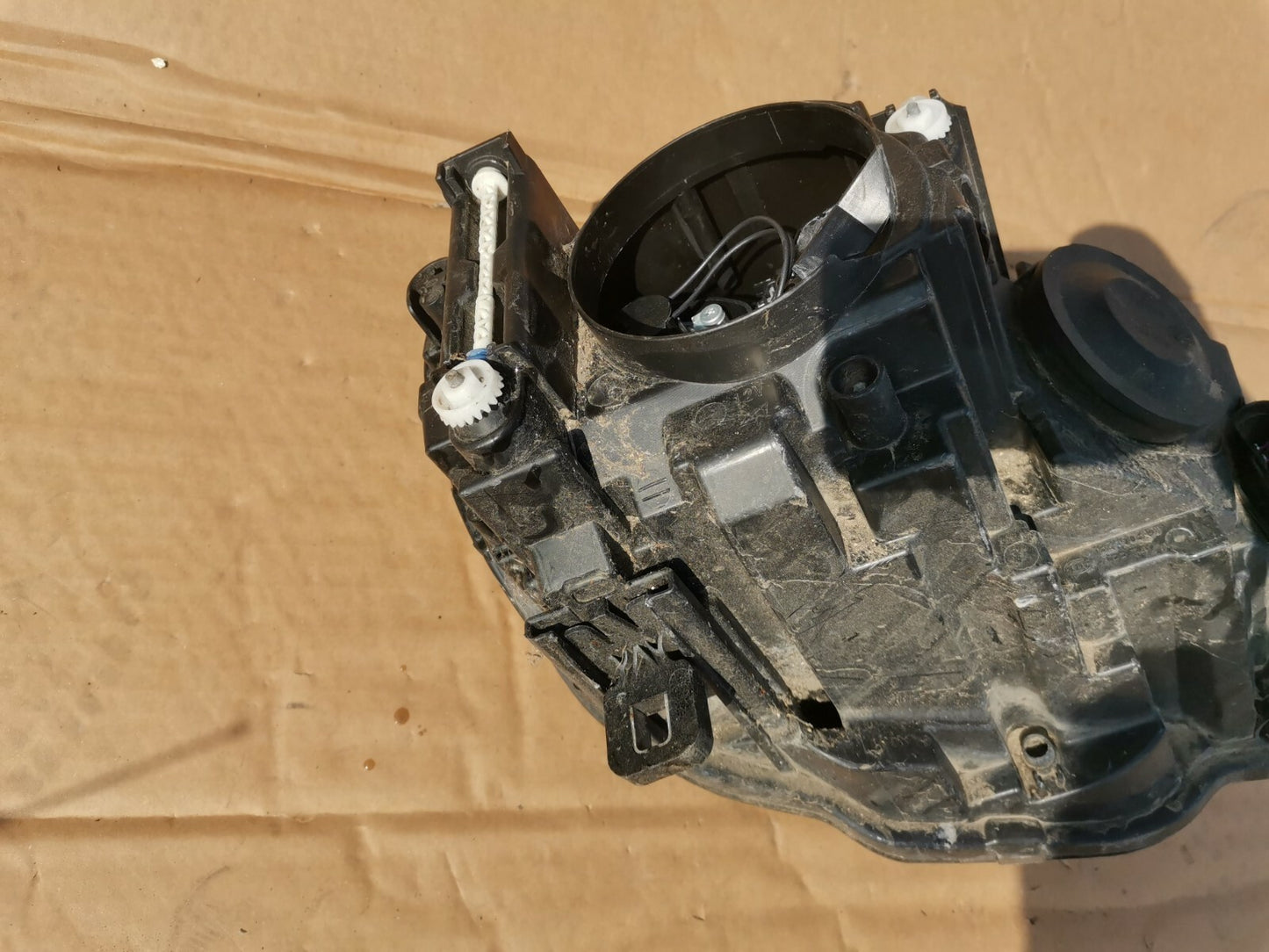 Audi A3 N/s Headlamp From 2015 Plate 8v0941003a aua371