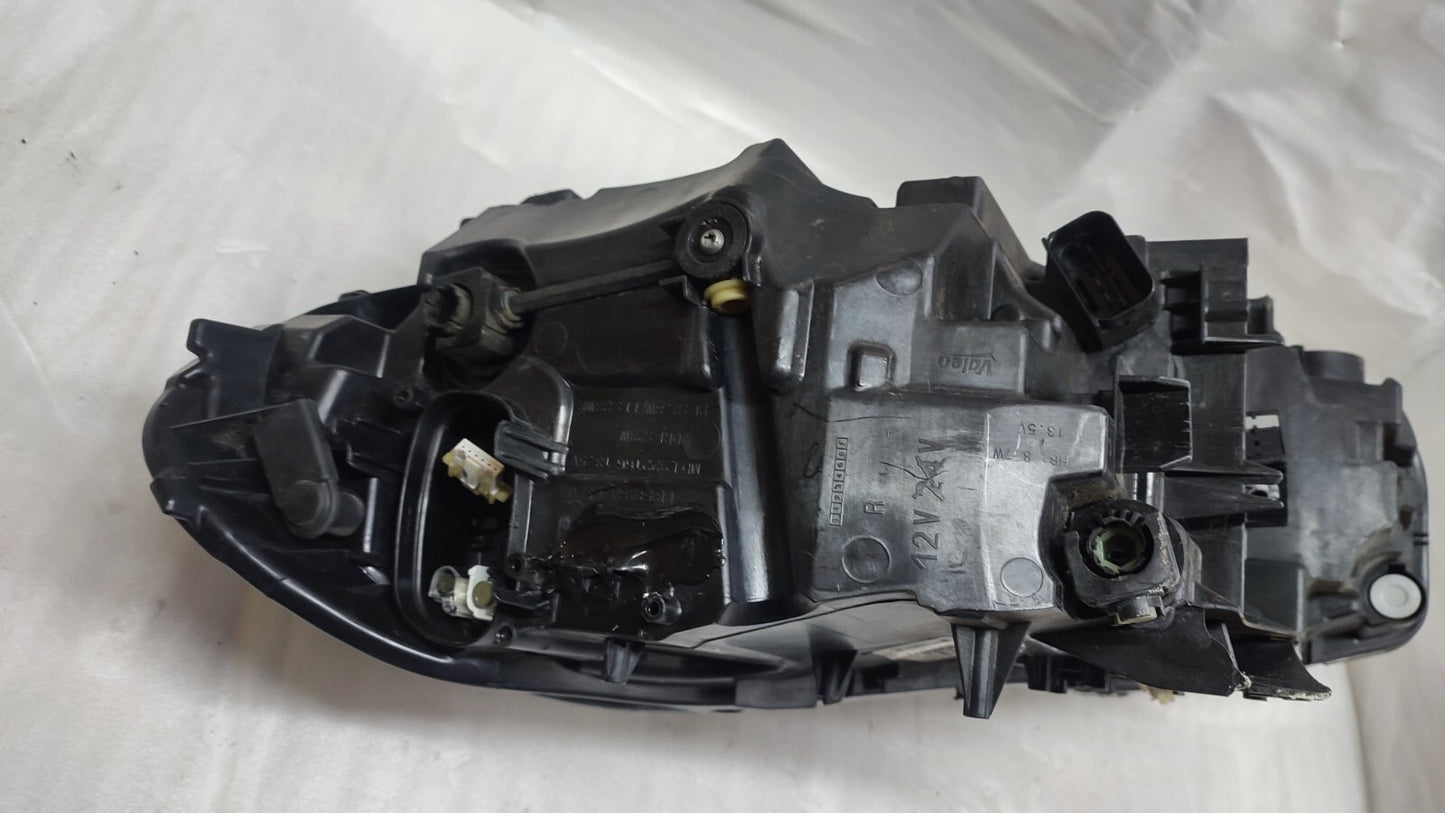 BMW 1 SEIRES F40 O/S RIGHT LED HEADLIGHT 2019 - ON GENUINE BMW 5A1E058 bm89