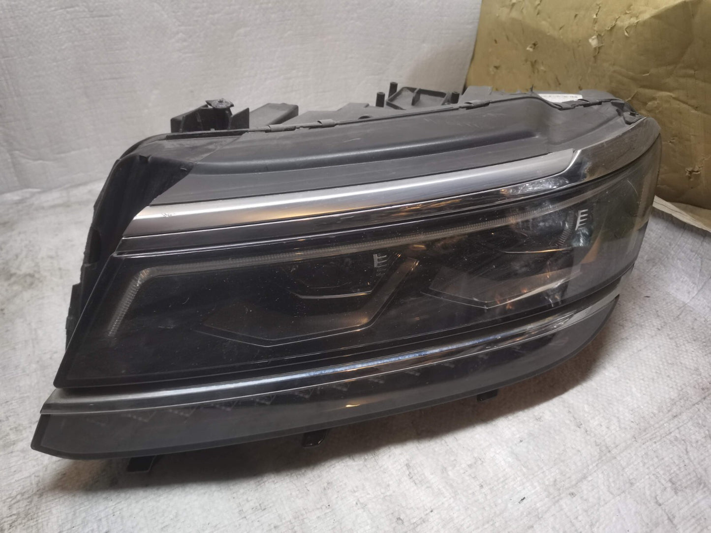 VW Tiguan 5N II MK2 2016-2020 Adaptive Full LED left side 5NC941081D vwti85