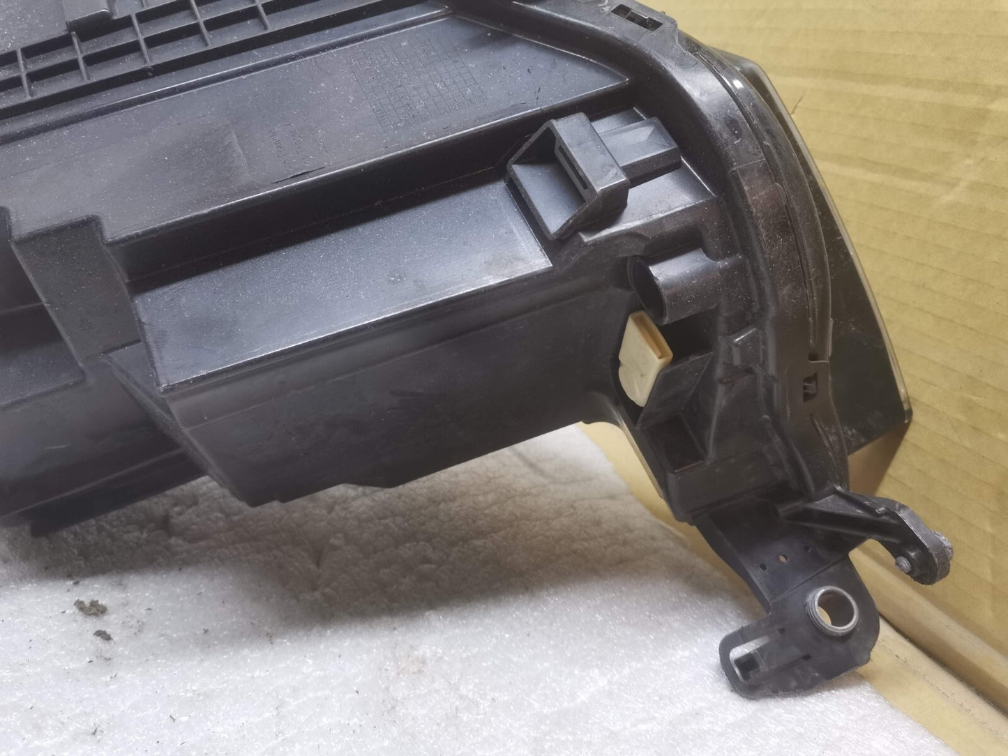 VW Genuine T-Roc 2021 onwards D/S Right Headlight - 2GA941006G vwtr116