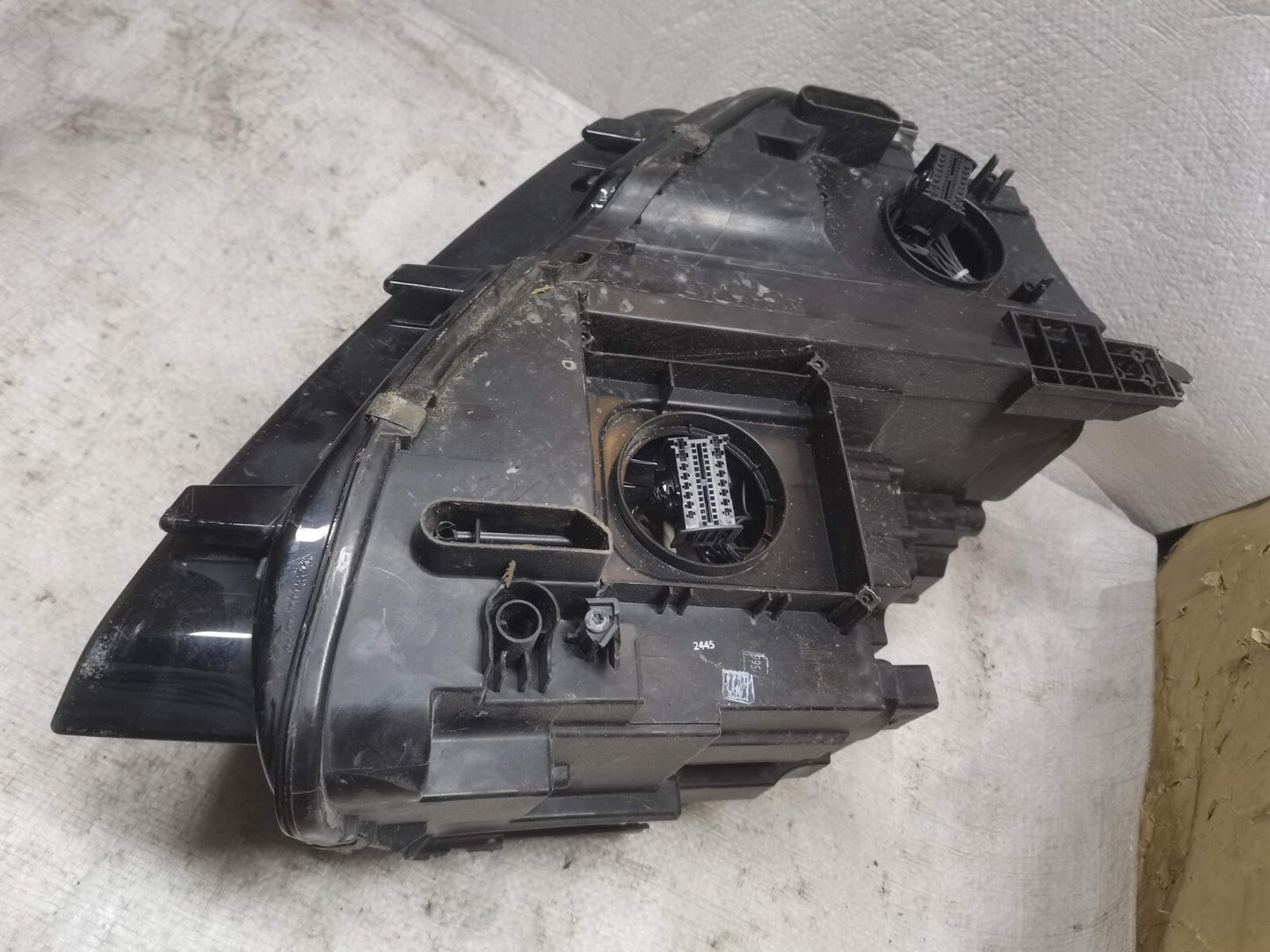 VW Tiguan 5N II MK2 2016-2020 Adaptive Full LED left side 5NC941081D vwti85