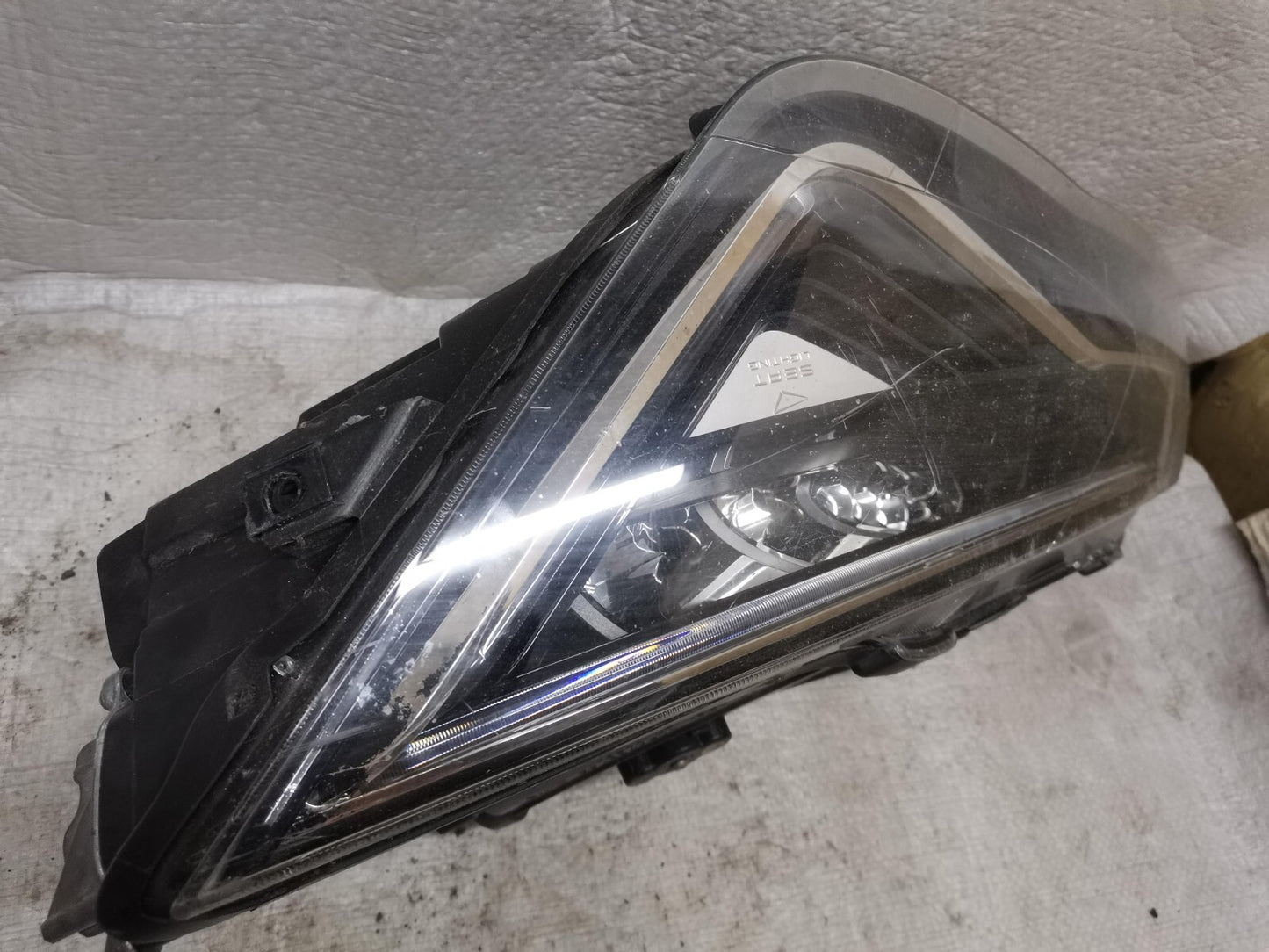 SEAT LEON LEFT 2017+ 5F LH N/S FULL LED HEADLIGHT 5F2941007F sele45