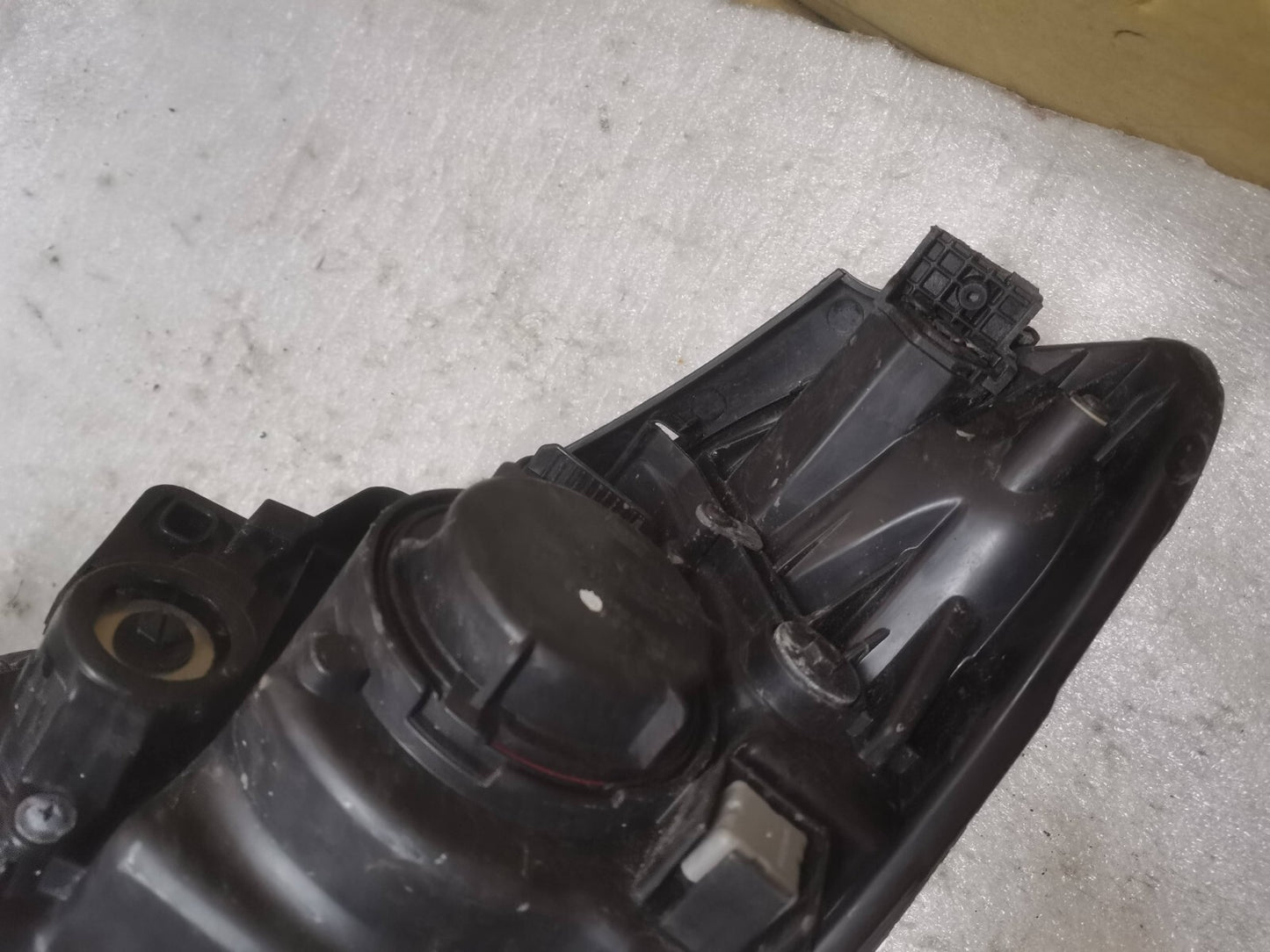 HYUNDAI TUCSON TL MK3 '15-18 RIGHT DRIVER SIDE HEADLIGHT hytu3
