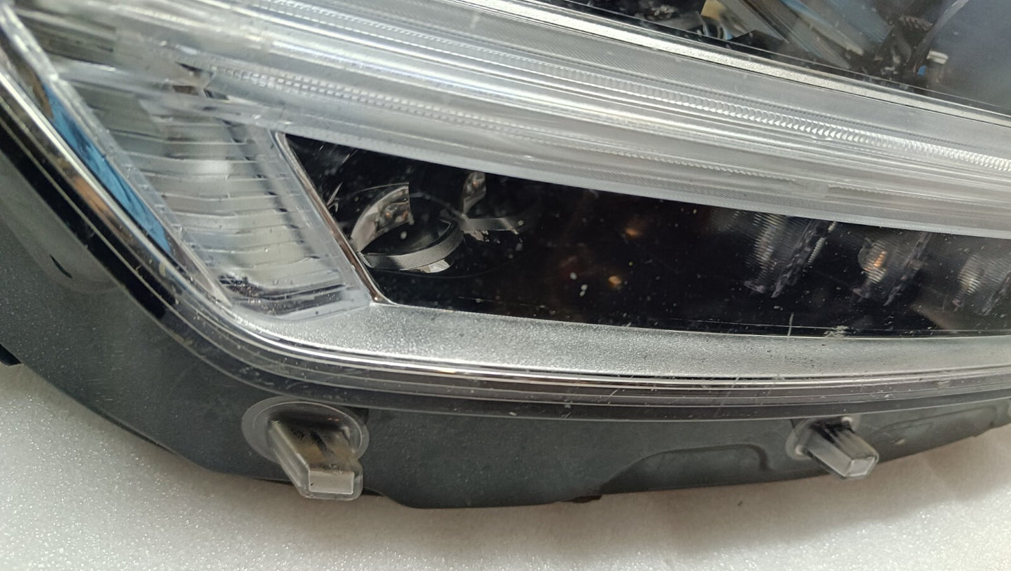 VOLVO XC90 GENUINE 2014-19 DRIVER SIDE HEADLIGHT HEADLAMP 32228305 RHD vo81