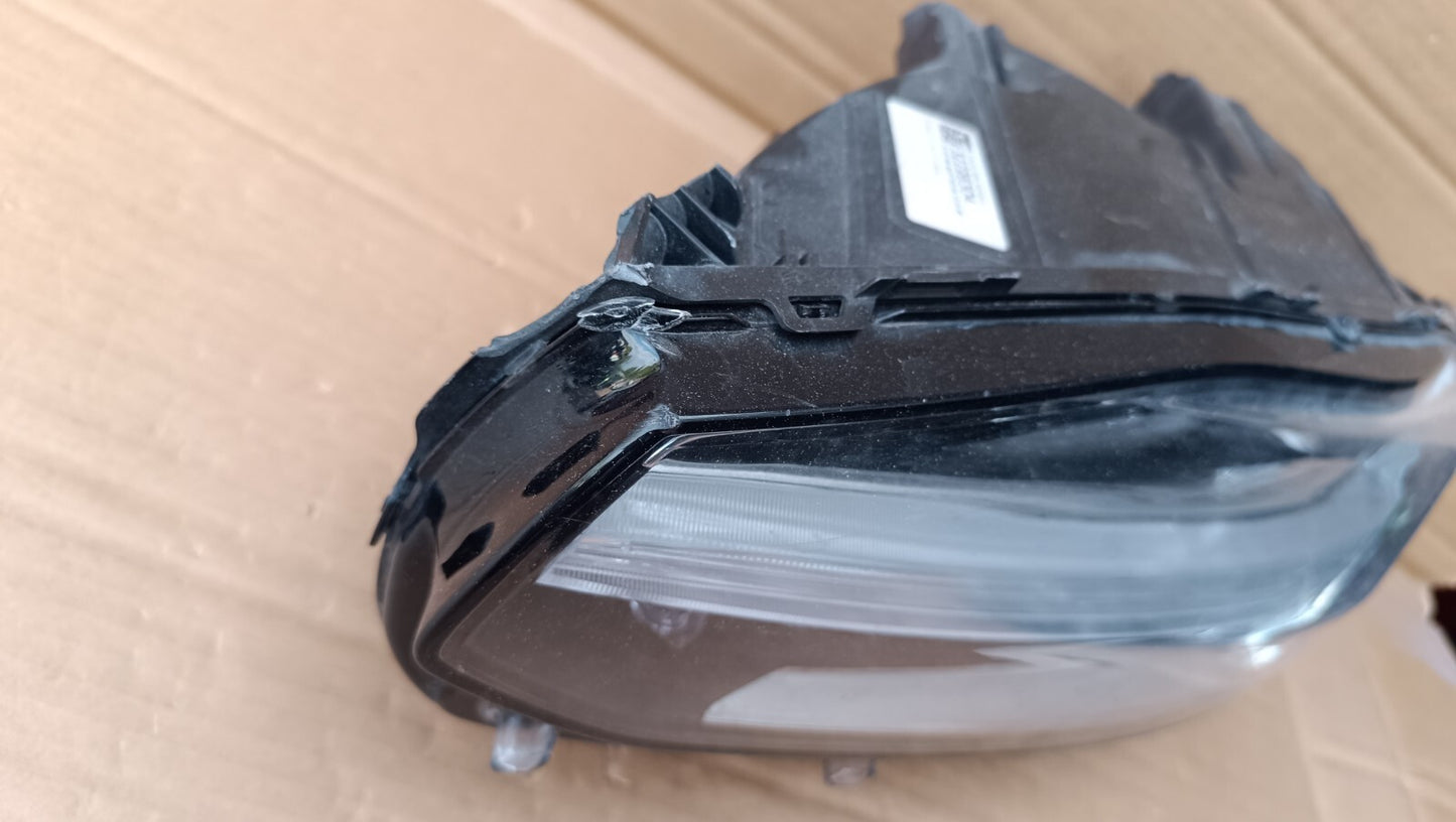 VOLVO XC90 2019 N/S PASSENGER HEADLIGHT 32228304 GENUINE vo87
