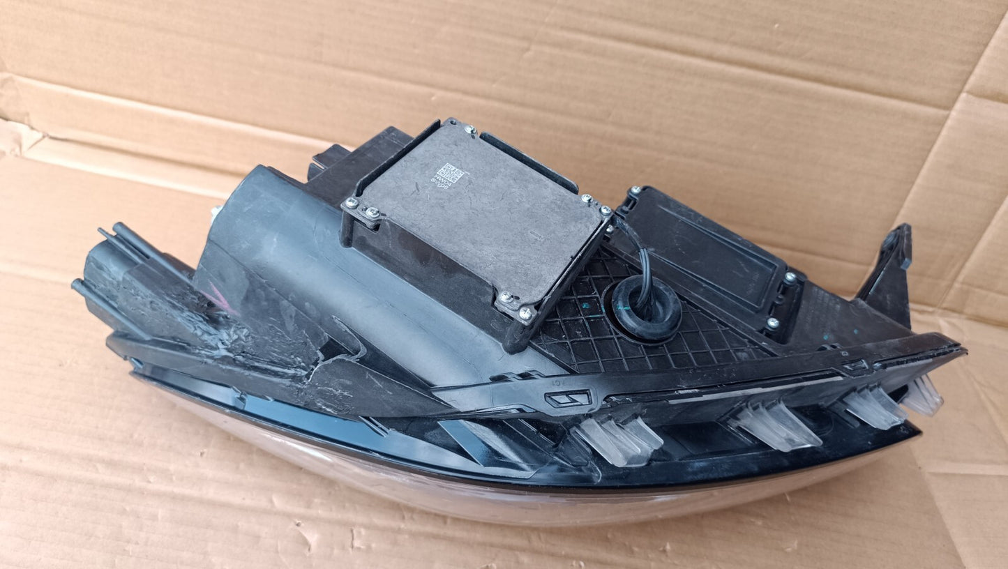 MG ZS 2021 ONWARDS NEAR SIDE PASSENGERS SIDE FRONT LED HEADLIGHT 10905795 mg33
