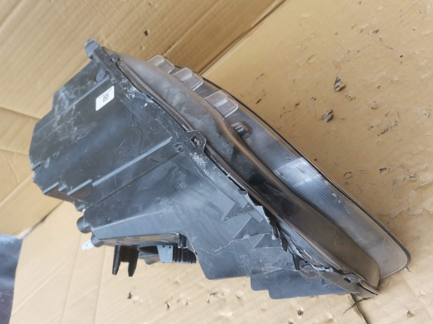 VOLVO XC40 O/S DRIVERS SIDE HEADLIGHT 2018-21 LED HEADLIGHT 31446787 vo4032