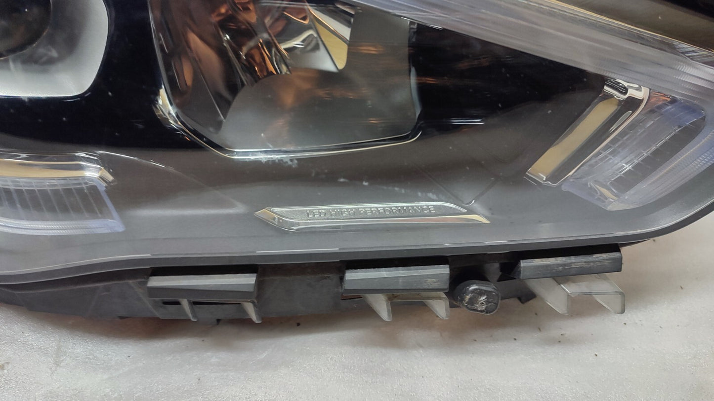 MERCEDES-BENZ CLA 2019-22 FRONT RIGHT DRIVER SIDE HEADLIGHT A1189062800 m11879