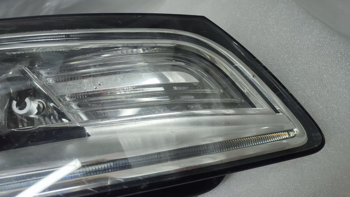 AUDI Q5 SQ5 8R Drivers Side Right Xenon Adaptive Headlight 8R0941032D au174