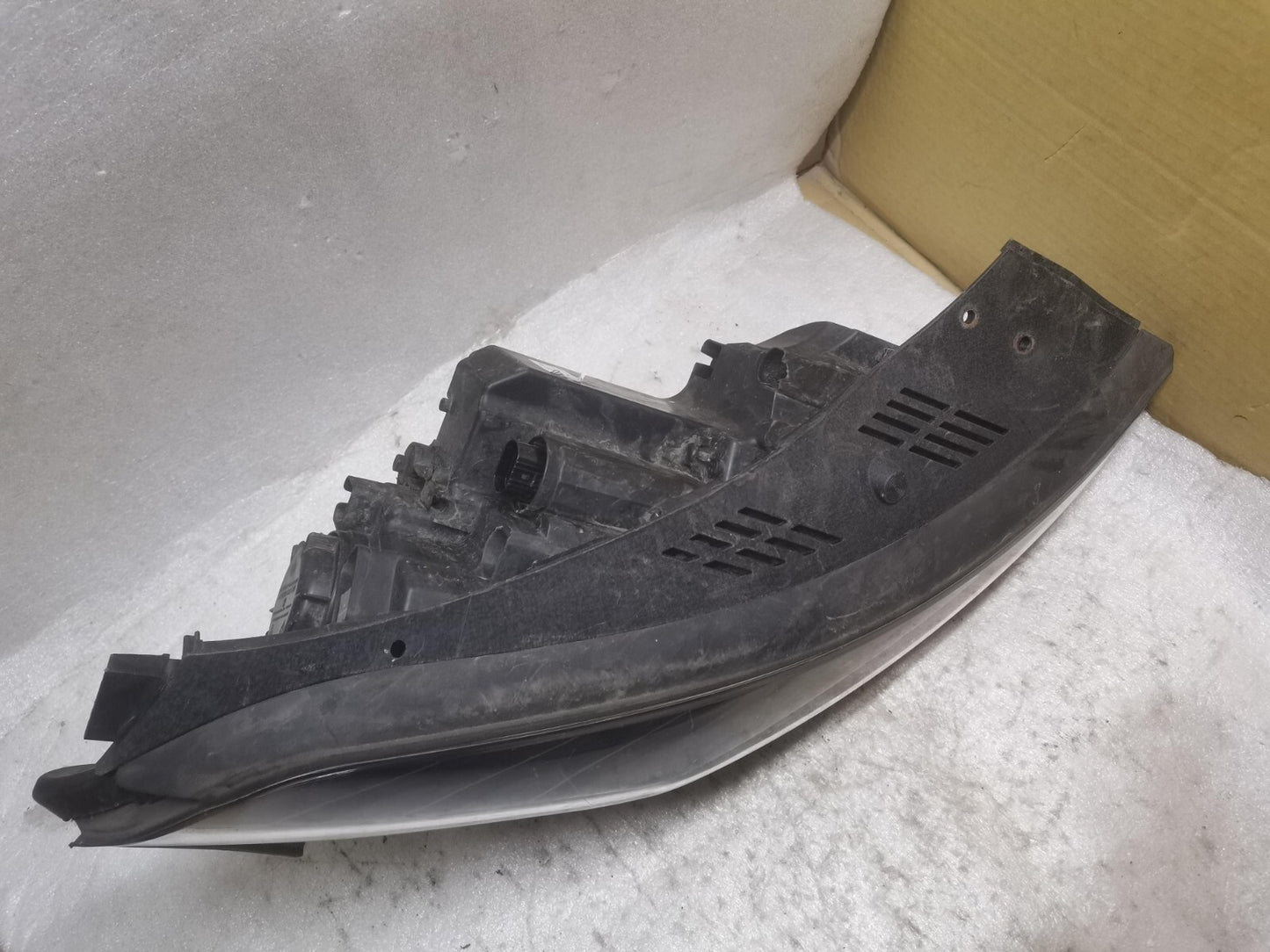 Hyundai TUCSON 2019 Right Driver Side Headlight Full LED. D792111A20 hytu2