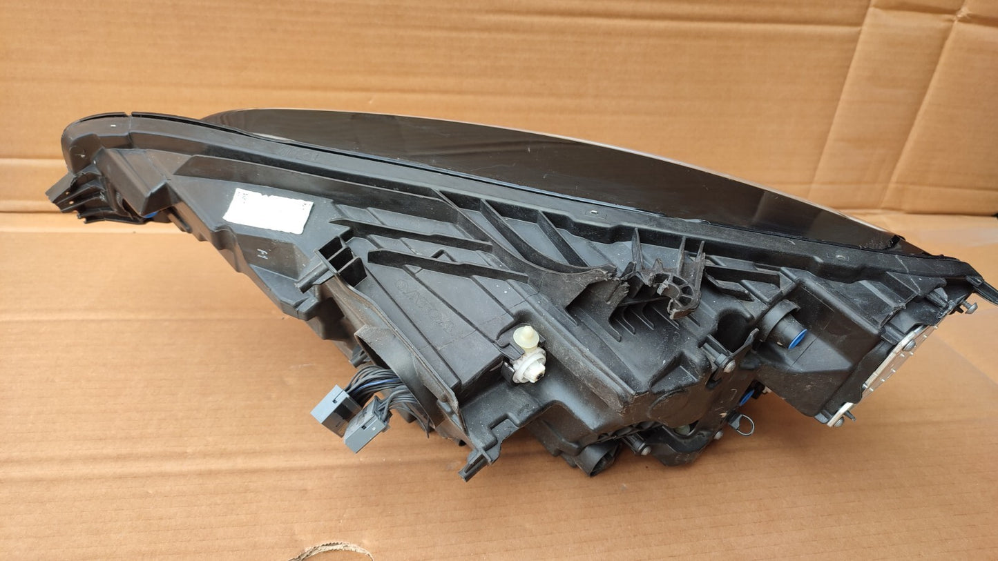 VOLVO V60 mk2 FRONT HEADLIGHT HEADLAMP RIGHT SIDE HI FULL LED ACTIVE vo6082