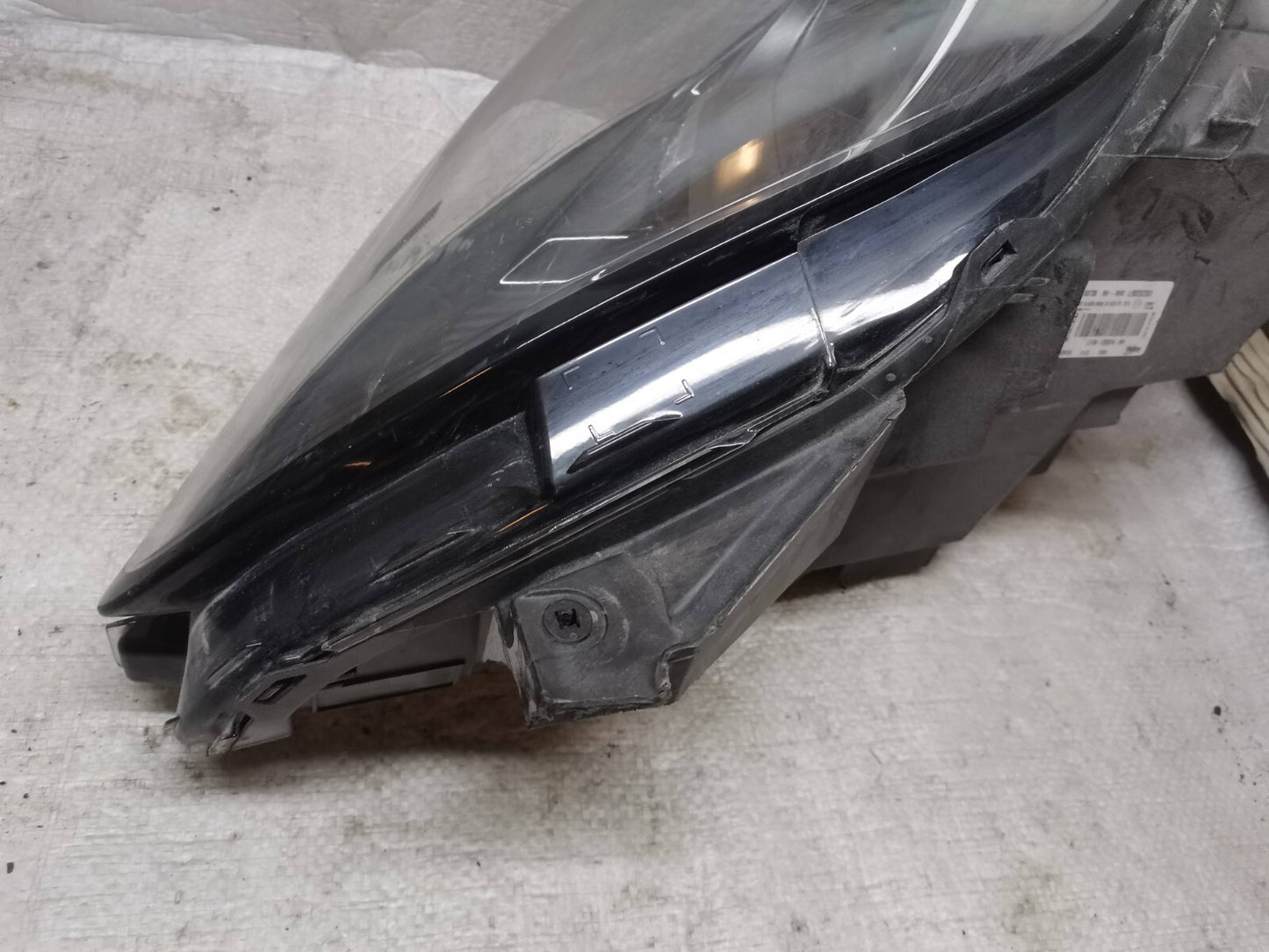 FORD PUMA 2019-ONWARDS ST LINE RIGHT SIDE LED HEADLIGHT L1TB-13E014-HH FOMO7