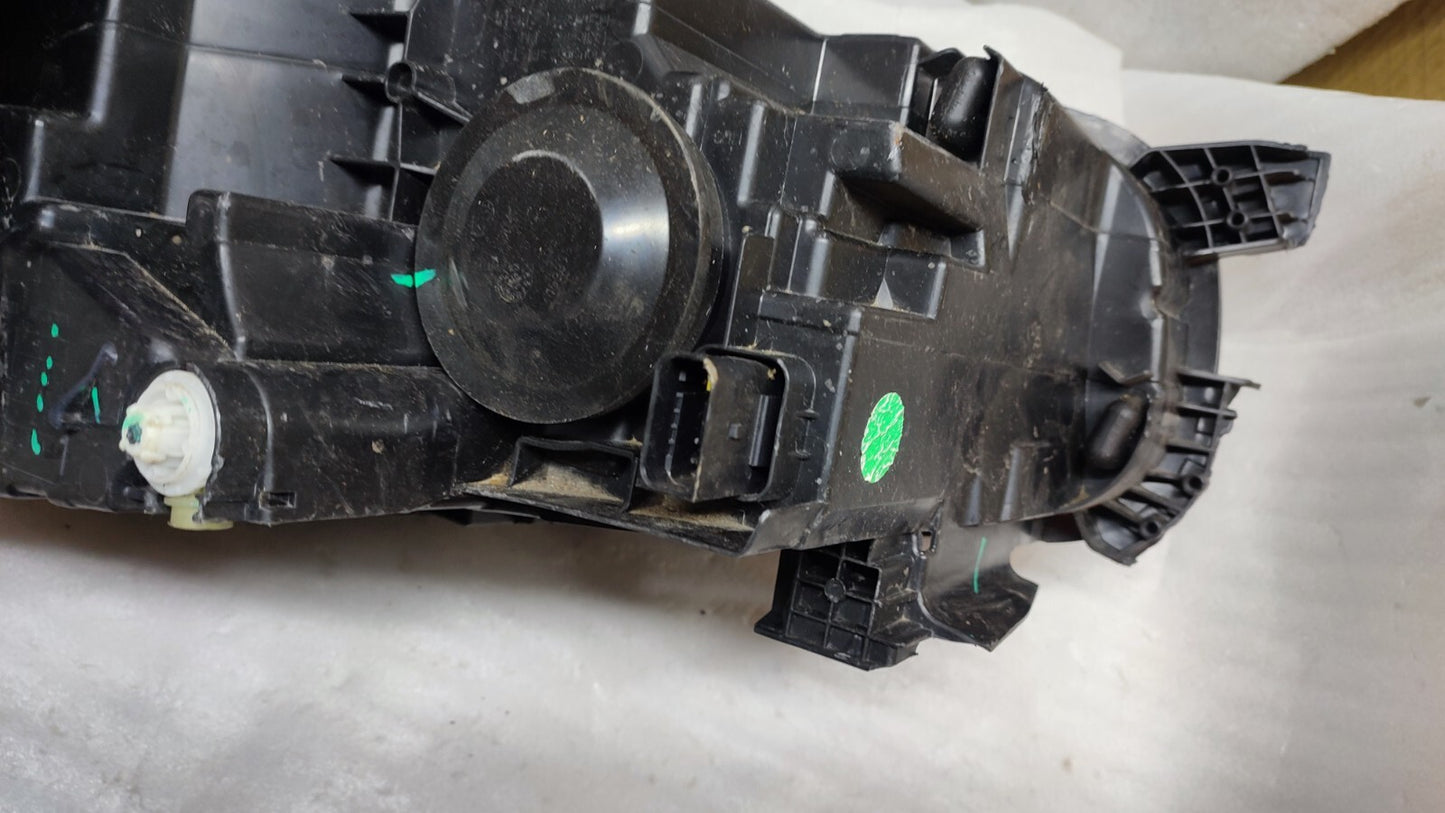 CITROEN C5 AIRCROSS DRIVER SIDE RIGHT HEADLIGHT 9822187480 RHD 2018 2022 psa76