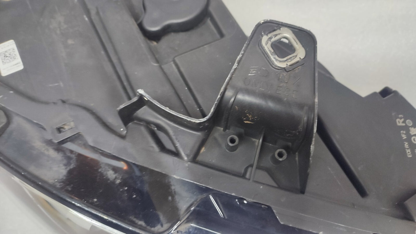 AUDI A3 HEADLIGHT RIGHT DRIVERS GENUINE 2017 ON 8V0941006F au173