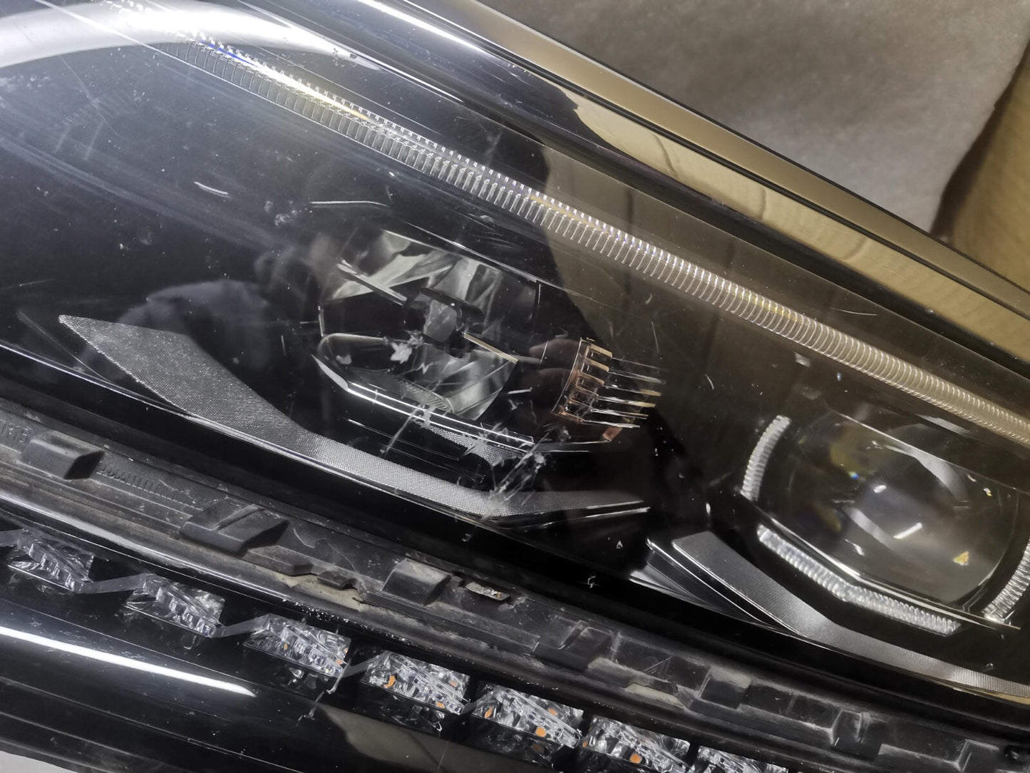 VW Tiguan 5N II MK2 2016-2020 Adaptive Full LED left side 5NC941081D vwti85