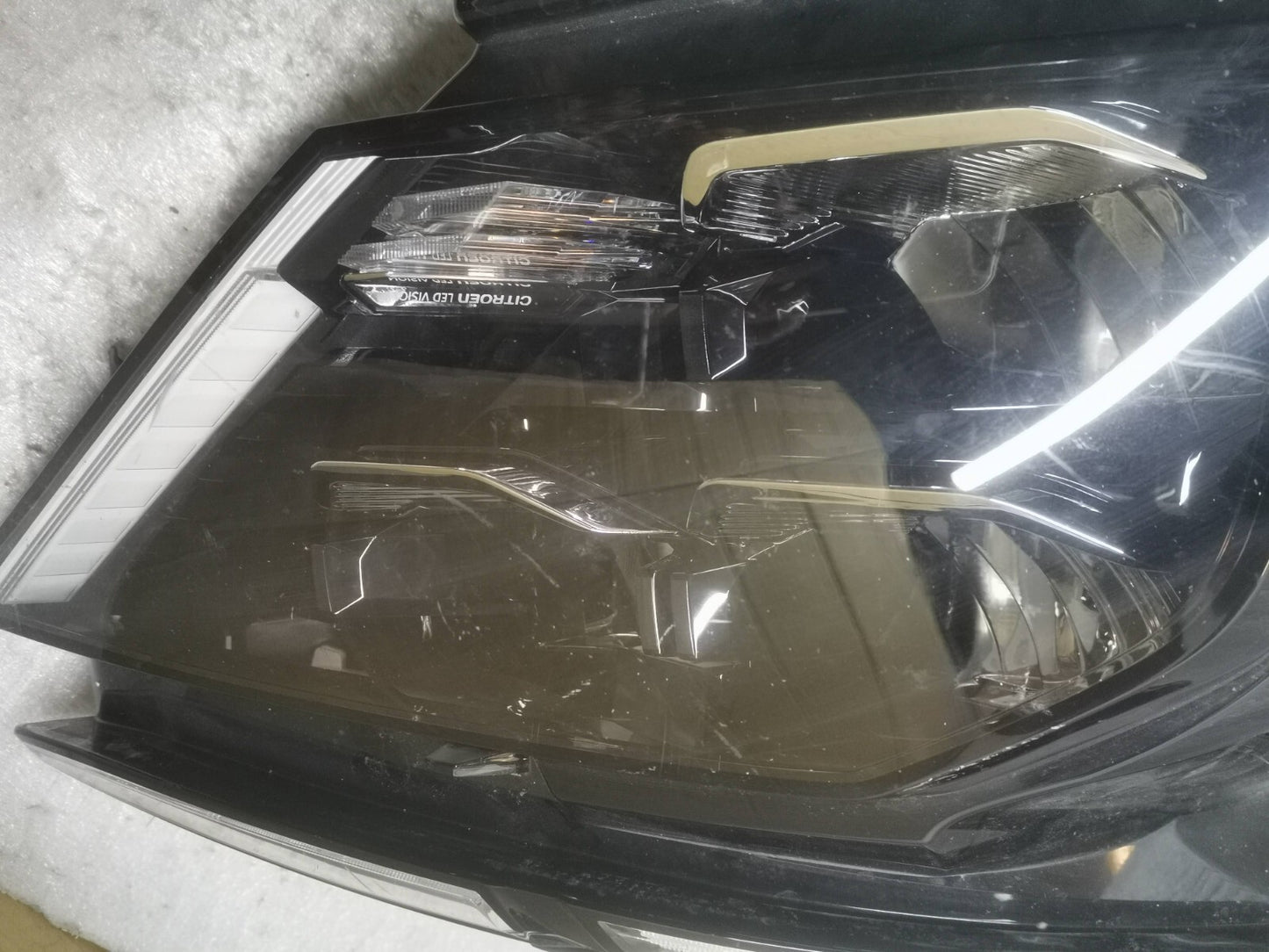 CITROEN C4 2020 on O/S/D OFFSIDE LED VISION HEADLIGHT 9830656280 GENUINE psa48