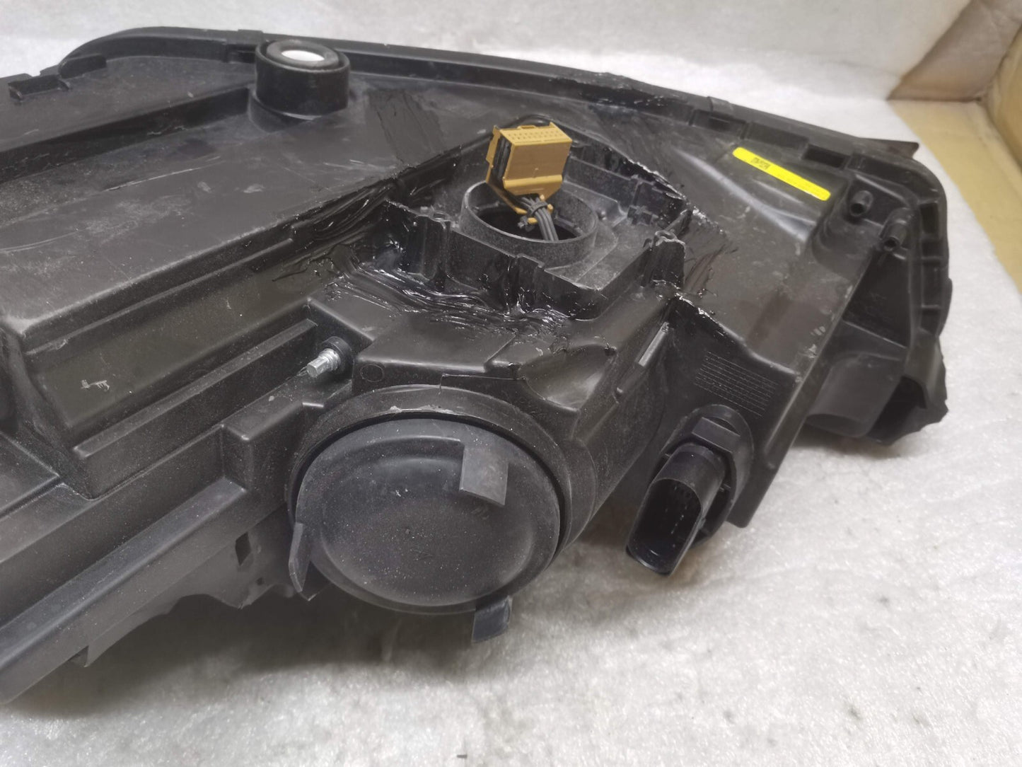 AUDI TT GENUINE 2022 DRIVER SIDE HEADLIGHT HEADLAMP 8S0941006G autt105