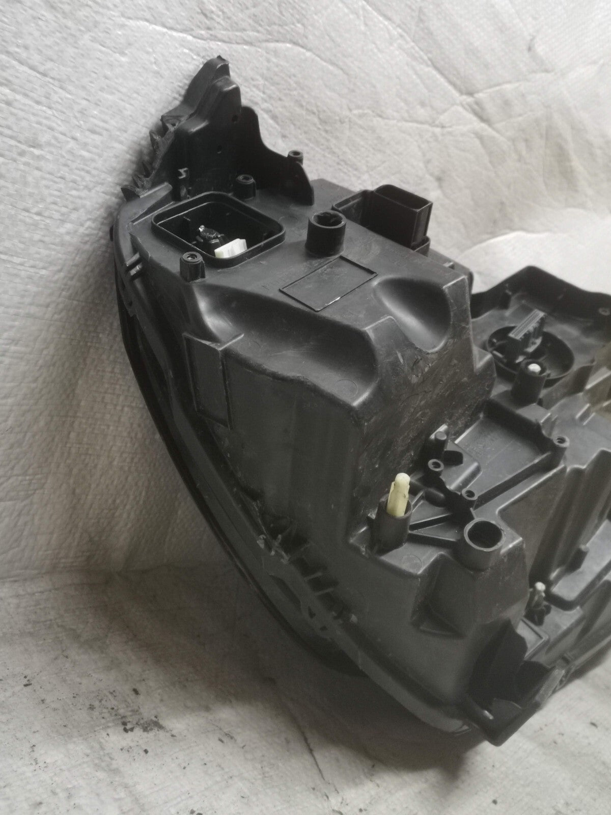 Peugeot 3008 2017-20 Left NEARSIDE headlamp Headlight 89909537 9810478780 psa13