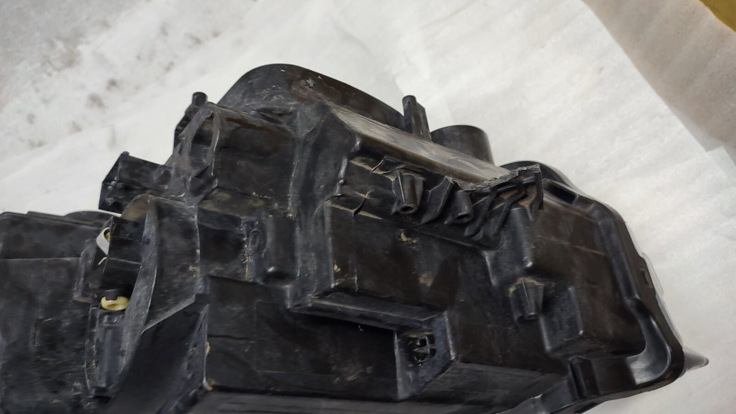 VAUXHALL CROSSLAND 2017-2021 DRIVER SIDE LED HEADLIGHT 39153541 vxcr95