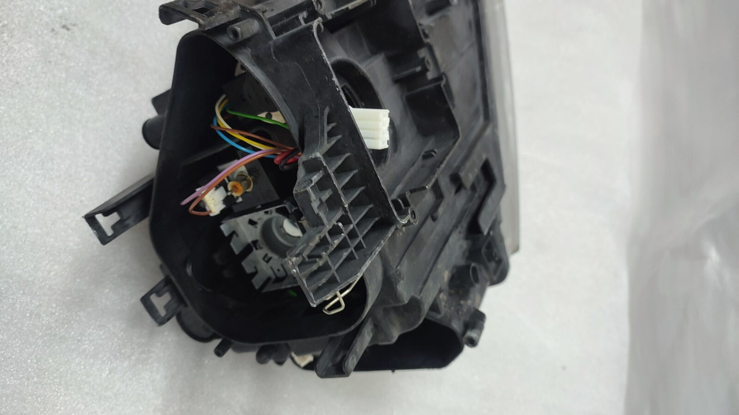 Audi Q3 Headlight Headlamp left Passenger Xenon 8U0941005A au161
