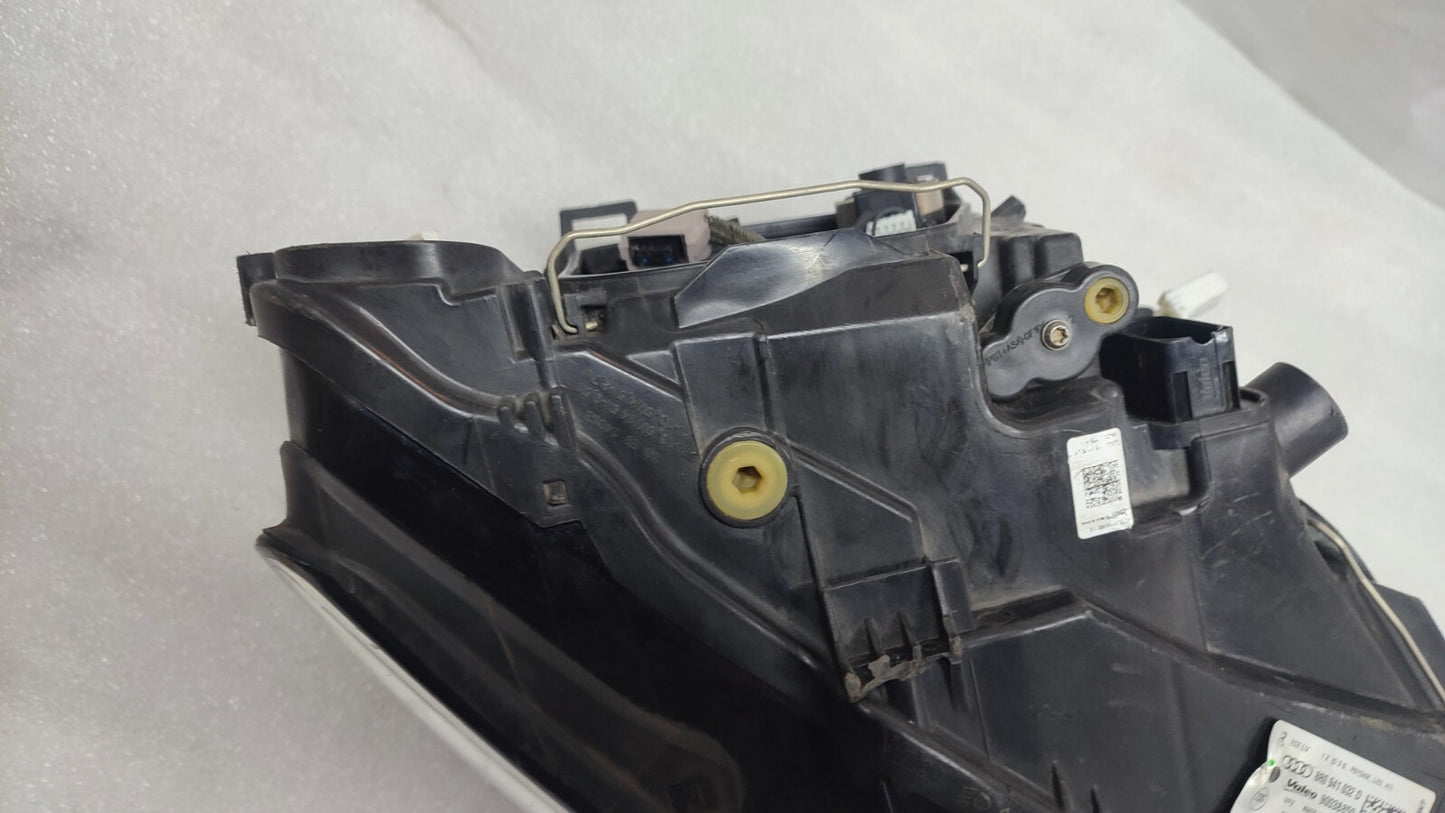 AUDI Q5 SQ5 8R Drivers Side Right Xenon Adaptive Headlight 8R0941032D au174