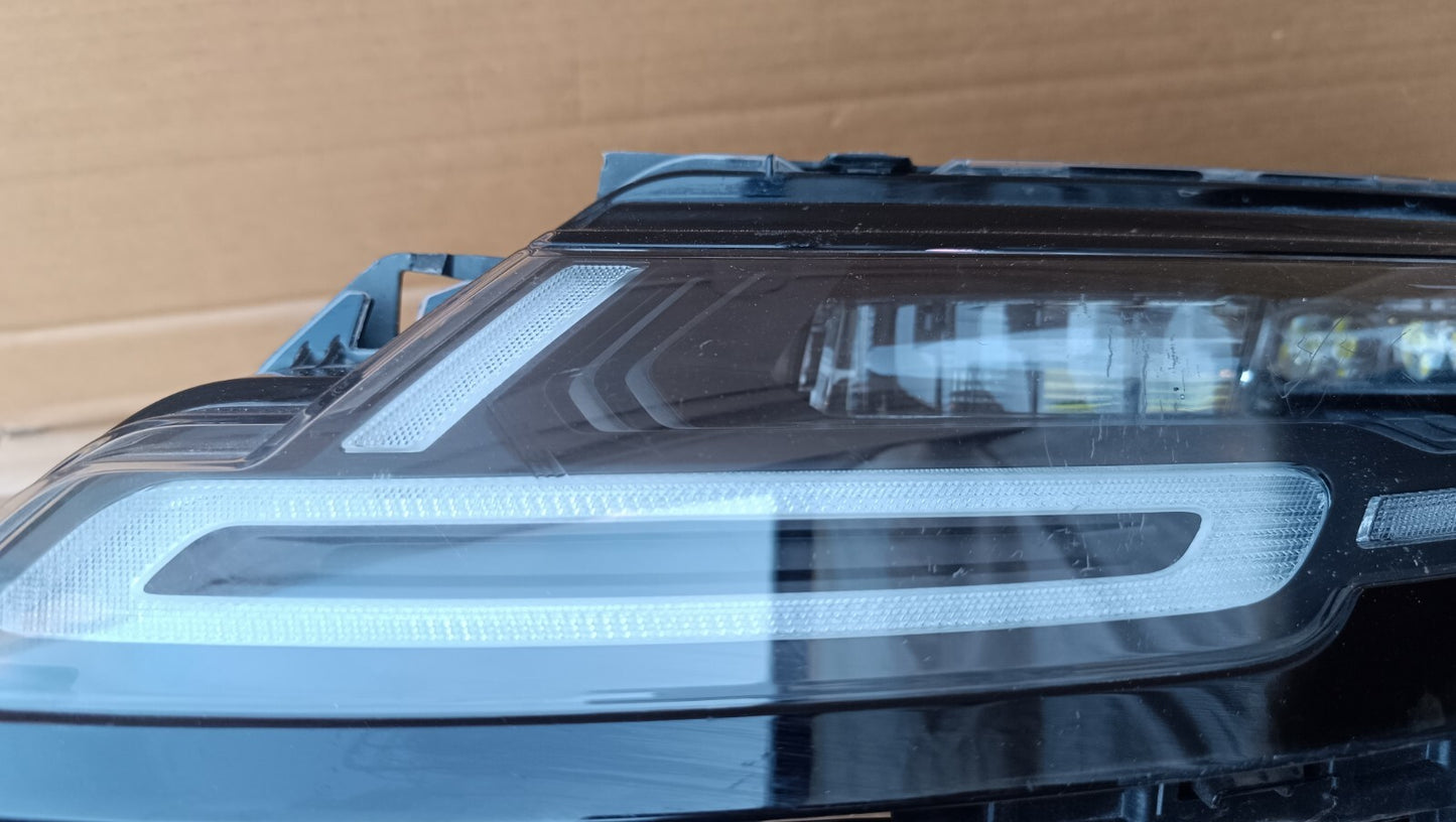 RANGE ROVER EVOQUE L551 PASSENGER SIDE LED MATRIX HEADLIGHT K8D2-13W030-GF j71