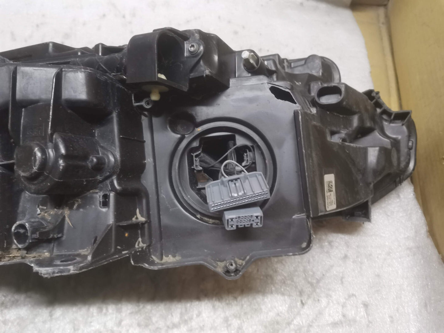 VOLVO S90 V90 2016-2020 MK2 FULL LED HEADLIGHT RH DRIVER SIDE 31655737 vo9050